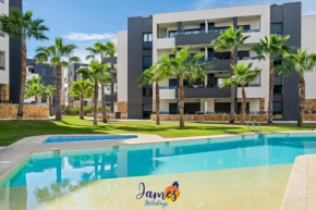 Luxury Sunrise Apt with Com Pool D1